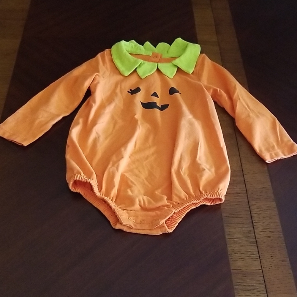 ❣5 for $25 Sale❣Cat & Jack Orange Pumpkin Baby Onesie